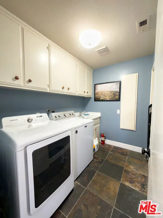 335 Morro Hills Road Fallbrook, CA 92028