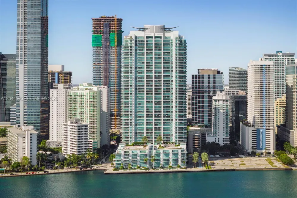 1331 Brickell Bay Dr #904 Miami, FL 33131