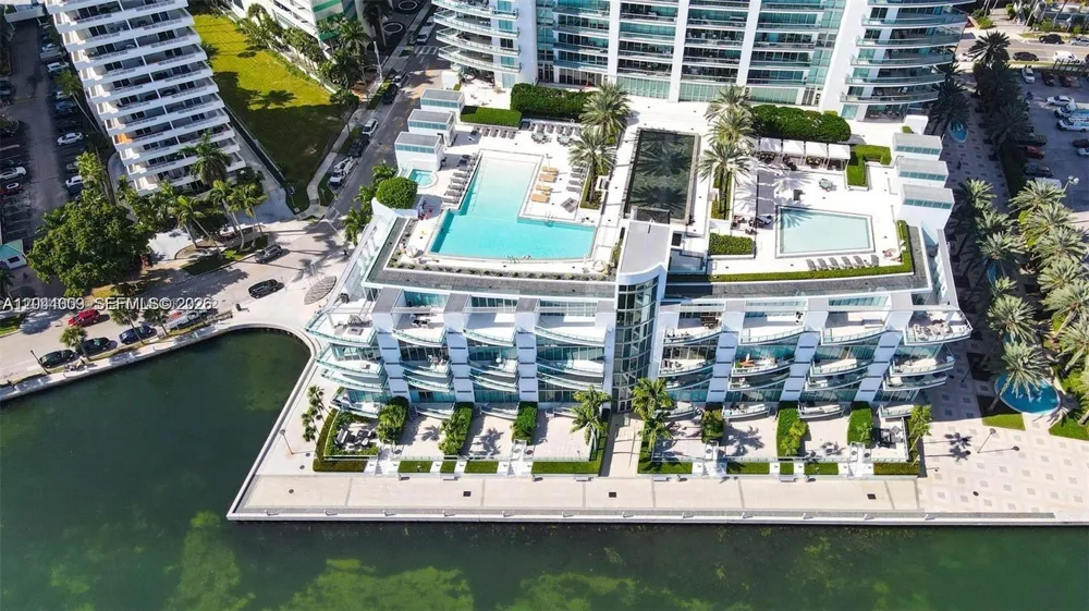 1331 Brickell Bay Dr #904 Miami, FL 33131