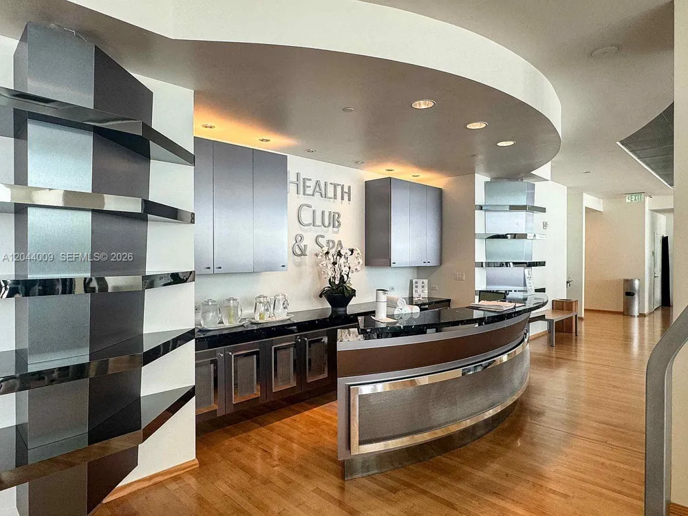 1331 Brickell Bay Dr #904 Miami, FL 33131