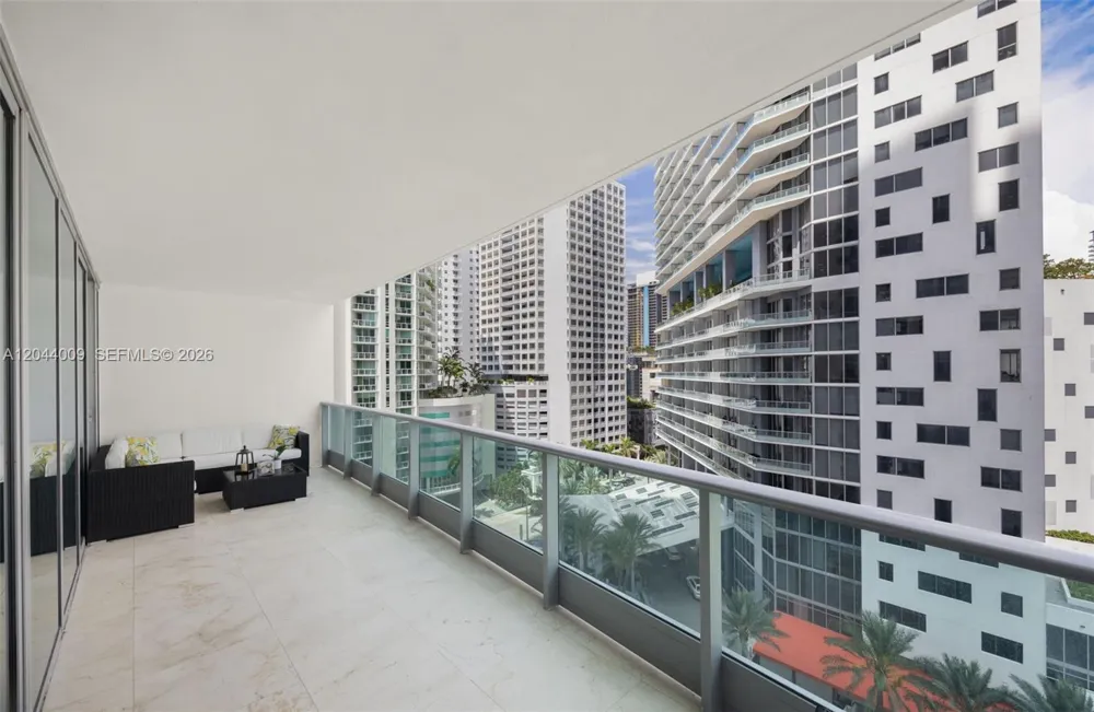 1331 Brickell Bay Dr #904 Miami, FL 33131