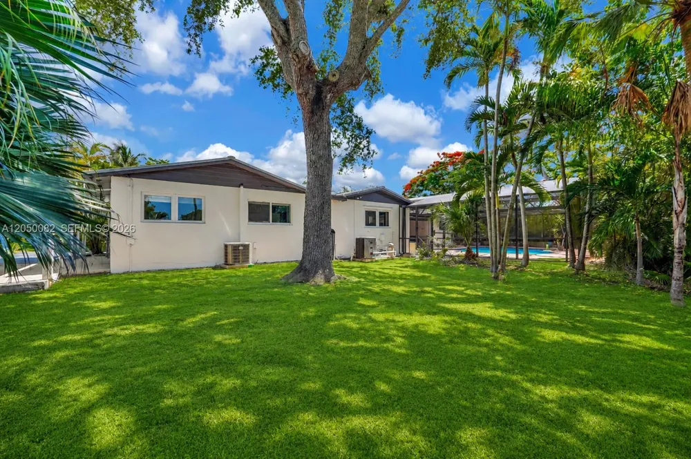6952 SW 149th Ter Palmetto Bay, FL 33158