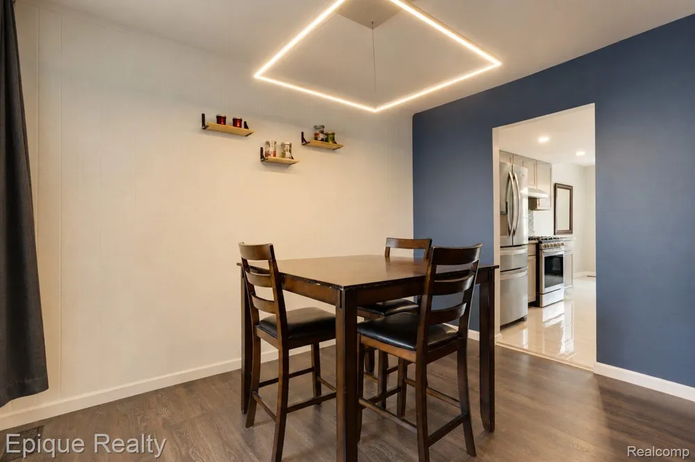 37525 Charter Oaks Boulevard Clinton Charter Township, MI 48036