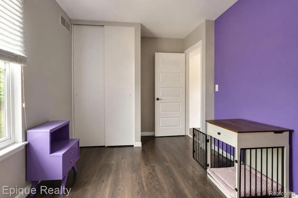 37525 Charter Oaks Boulevard Clinton Charter Township, MI 48036