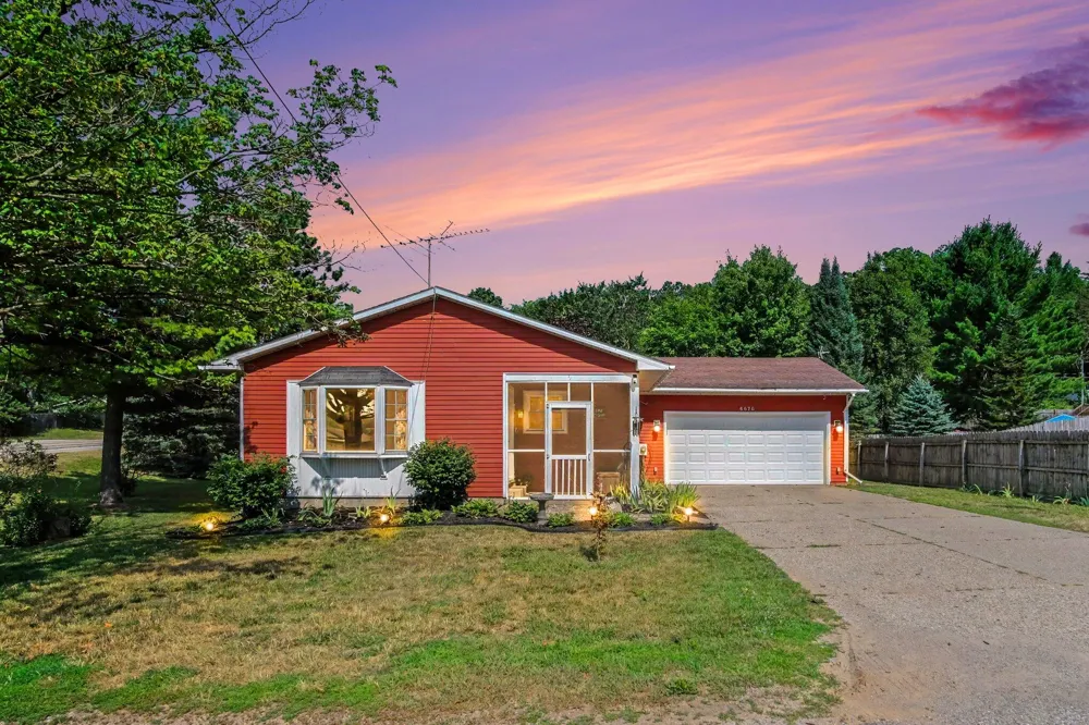6676 Naontah Trail NE Cannon Township, MI 49341