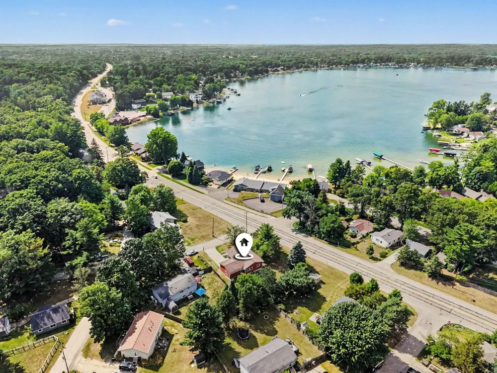 6676 Naontah Trail NE Cannon Township, MI 49341