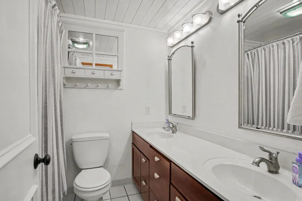 6676 Naontah Trail NE Cannon Township, MI 49341