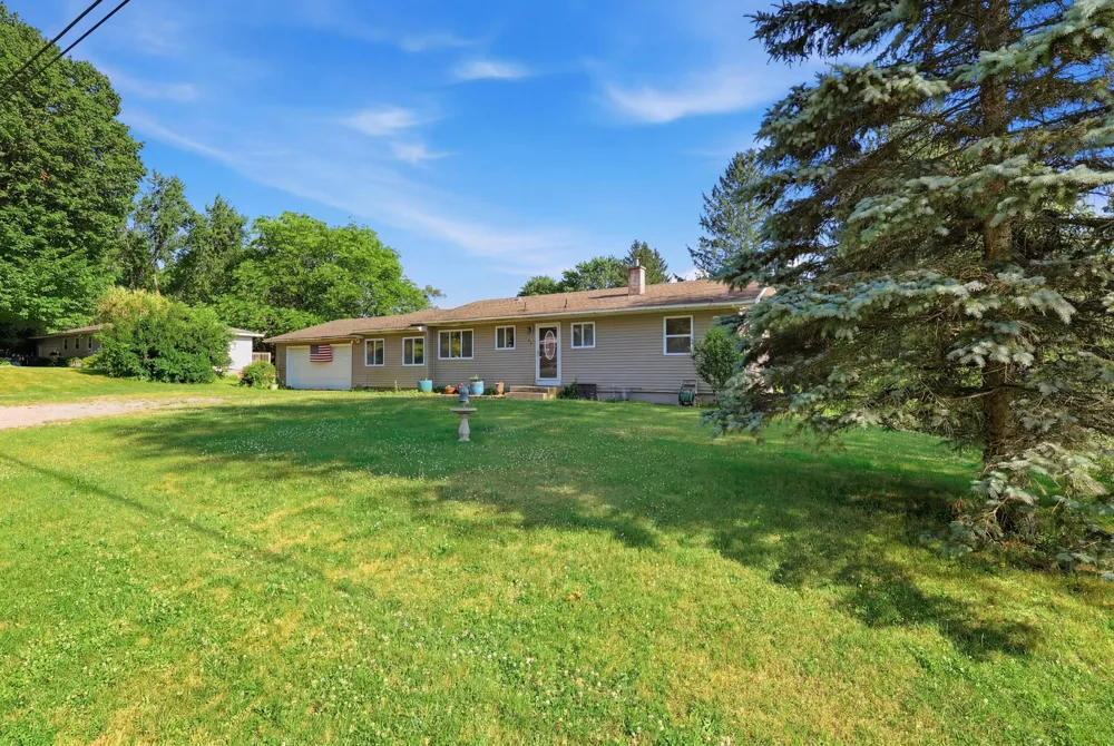209 Cardinal Avenue Bedford Charter Township, MI 49037