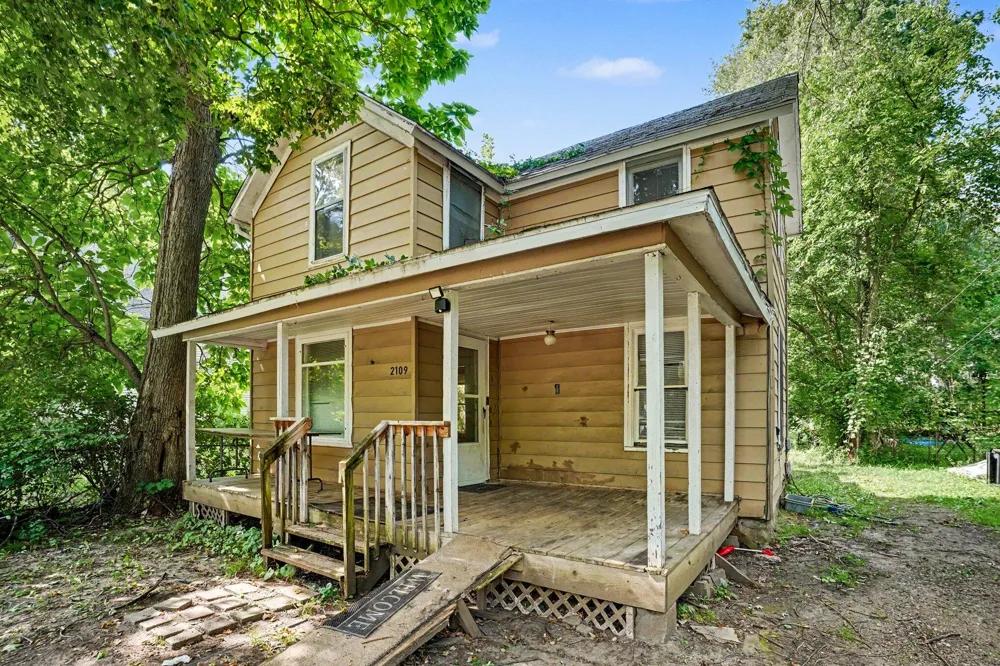 2109 Briar Place Kalamazoo Charter Township, MI 49048
