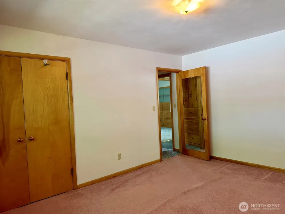 511 E 2nd Avenue Odessa, WA 99159