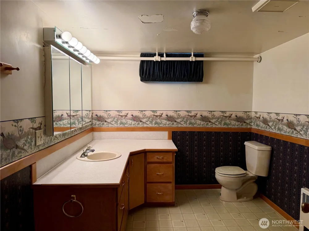 511 E 2nd Avenue Odessa, WA 99159