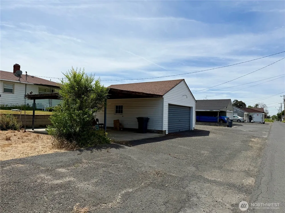 511 E 2nd Avenue Odessa, WA 99159