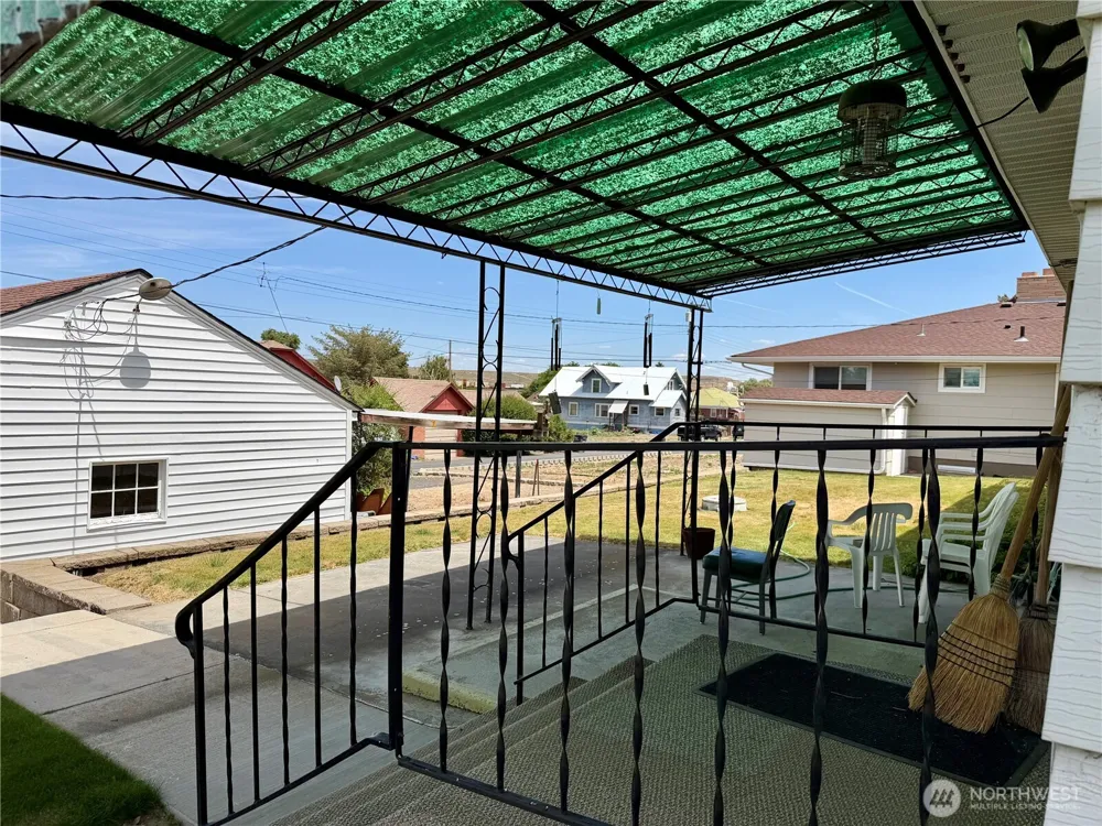 511 E 2nd Avenue Odessa, WA 99159