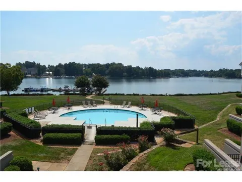 1313 Torrence Circle