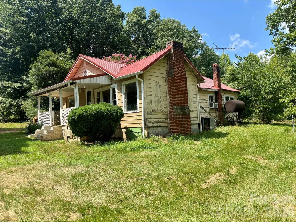 7383 Millersville Road Taylorsville, NC 28681