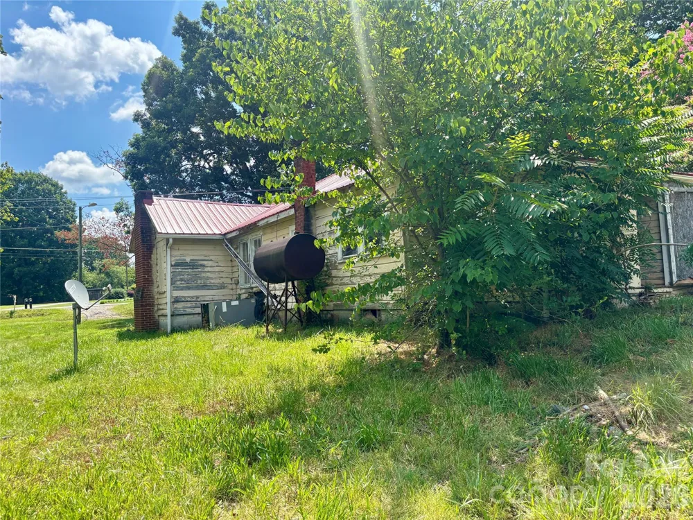 7383 Millersville Road Taylorsville, NC 28681