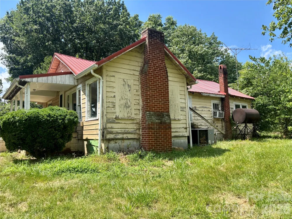 7383 Millersville Road Taylorsville, NC 28681