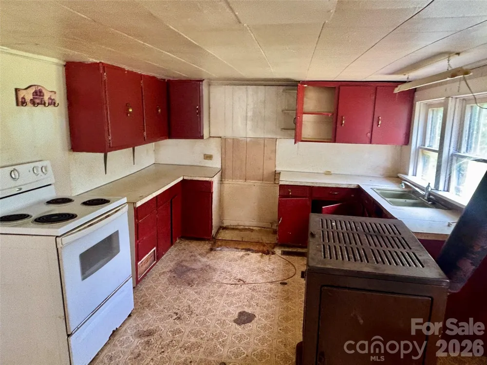 7383 Millersville Road Taylorsville, NC 28681