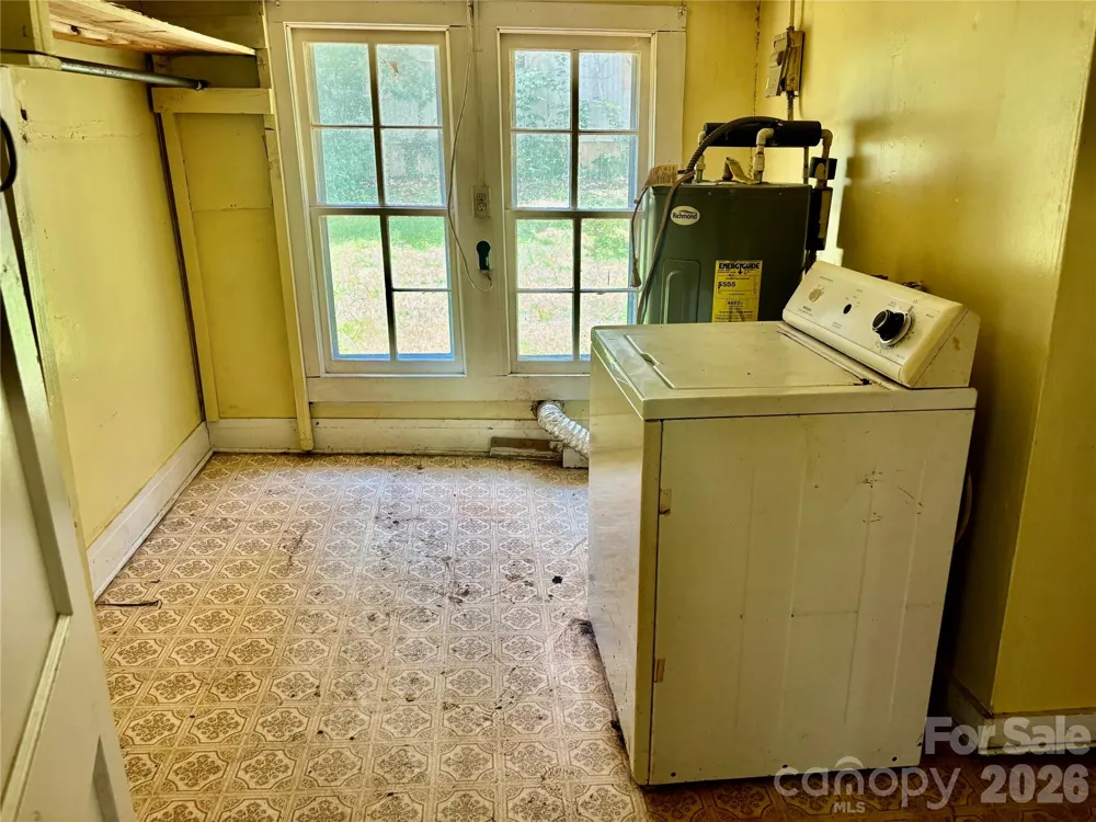 7383 Millersville Road Taylorsville, NC 28681