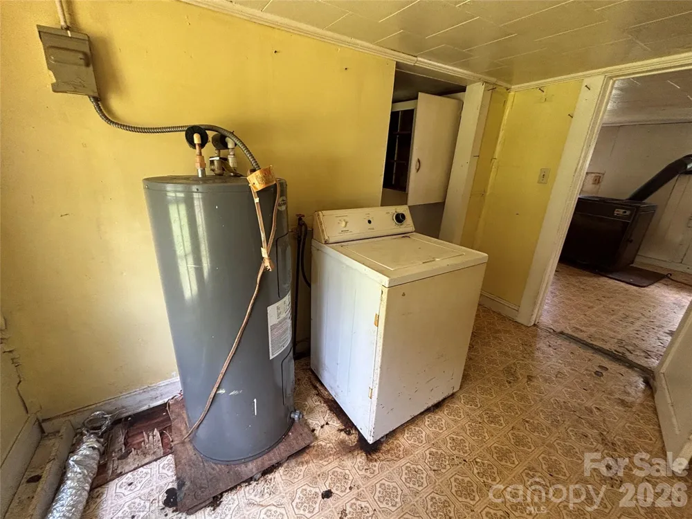 7383 Millersville Road Taylorsville, NC 28681
