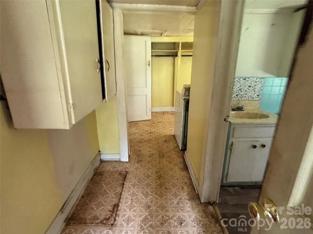 7383 Millersville Road Taylorsville, NC 28681