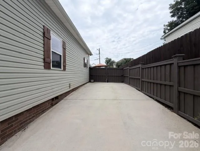 13 1st Street Cramerton, NC 28032