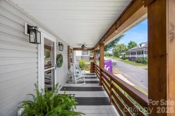 13 1st Street Cramerton, NC 28032