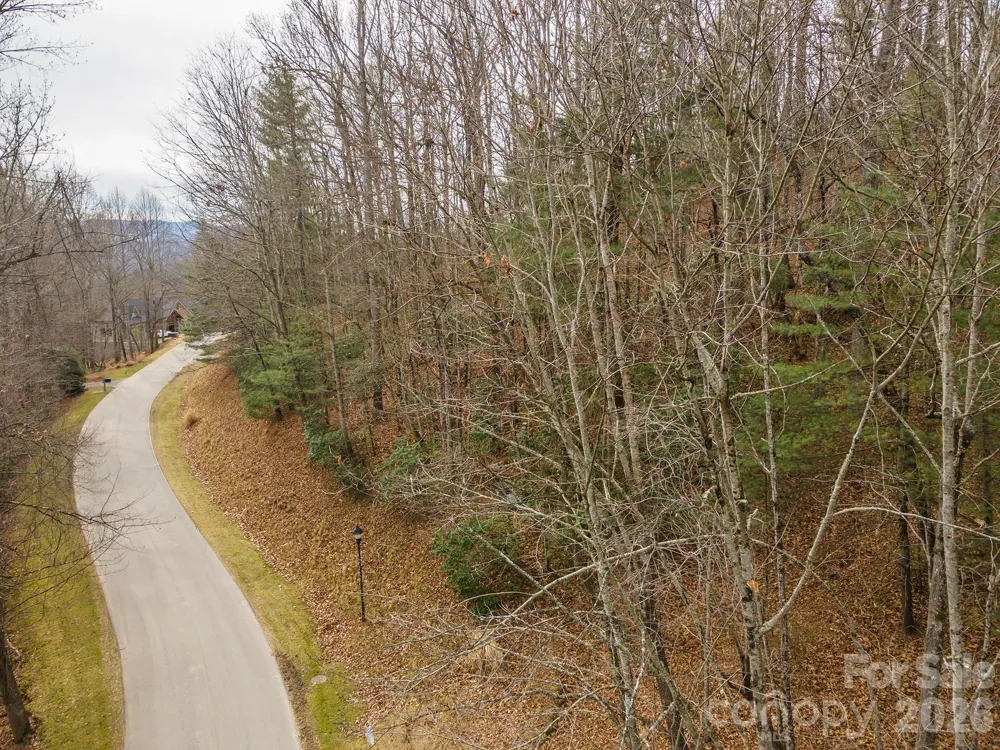 24 Falls Lane Hendersonville, NC 28739