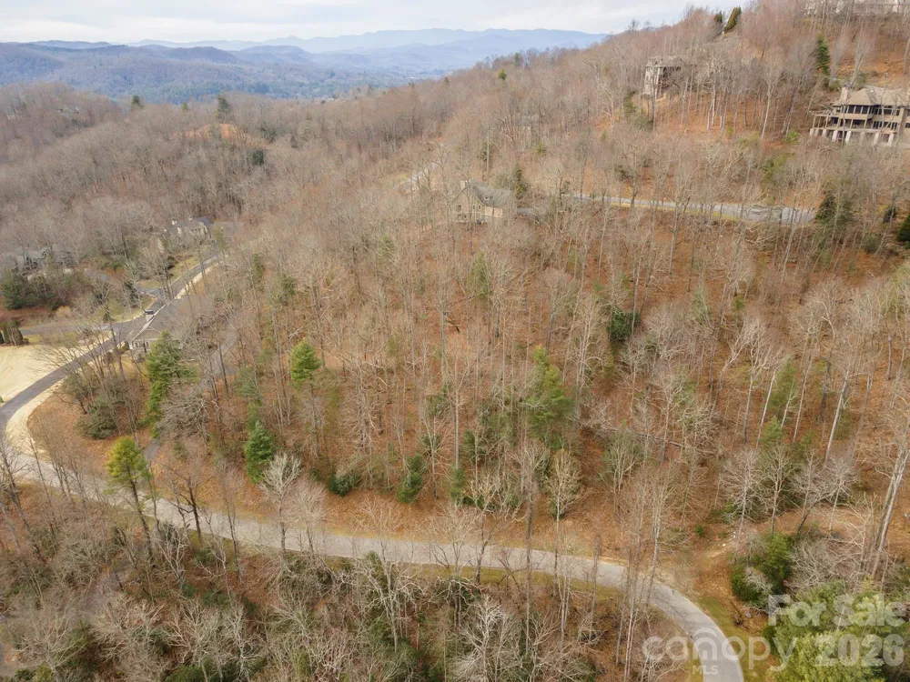 24 Falls Lane Hendersonville, NC 28739
