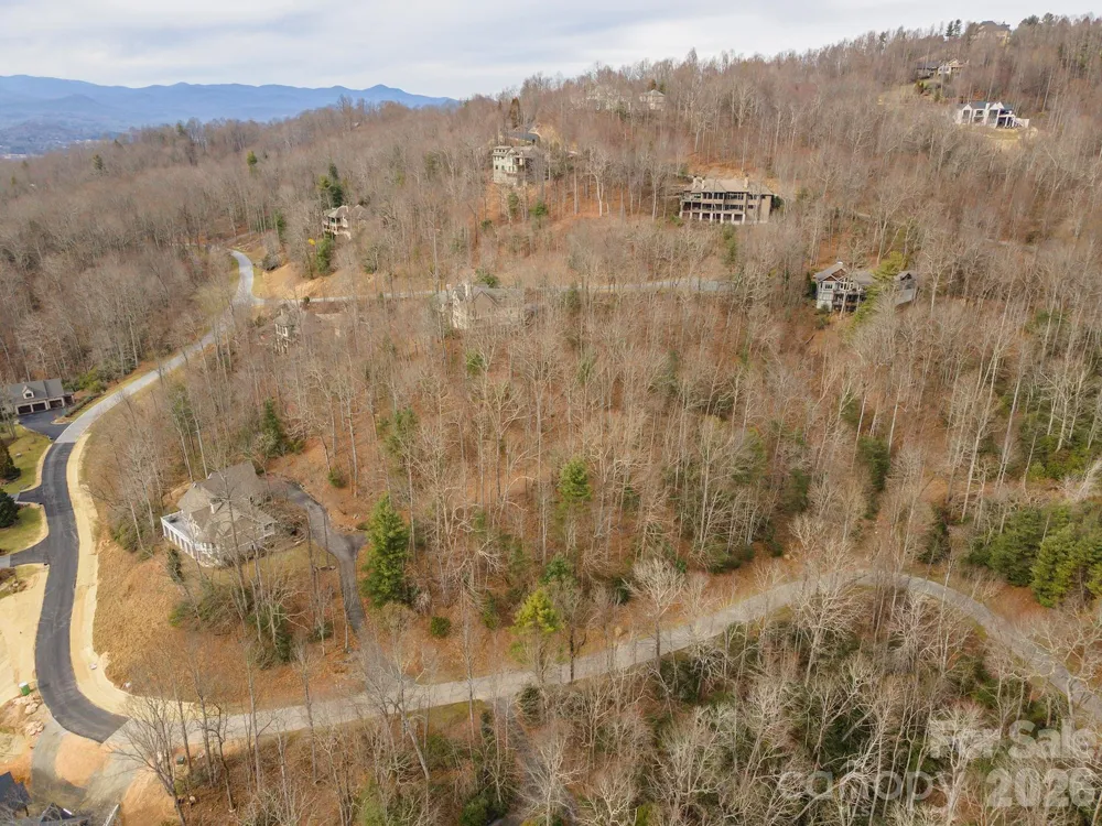 24 Falls Lane Hendersonville, NC 28739