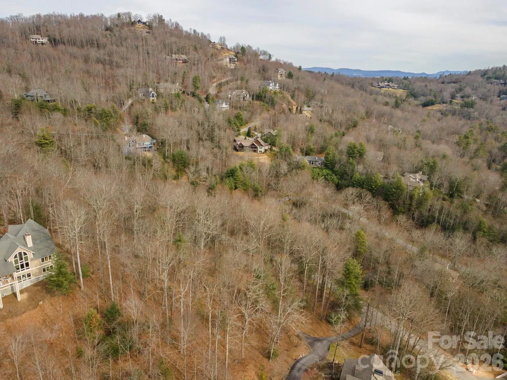 24 Falls Lane Hendersonville, NC 28739