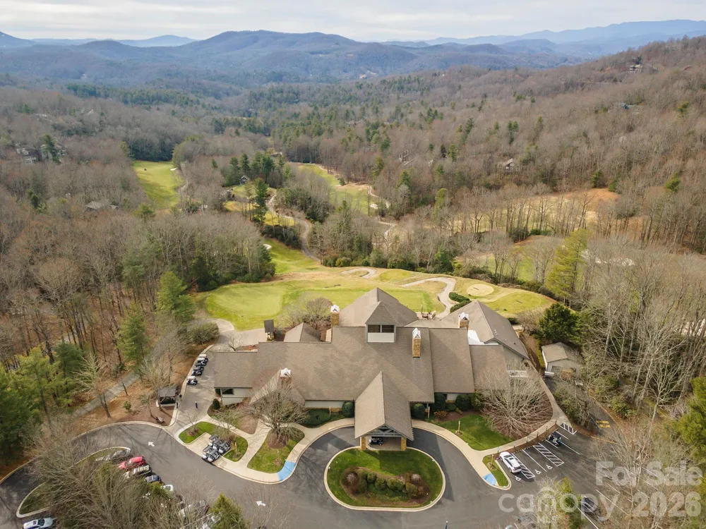 24 Falls Lane Hendersonville, NC 28739