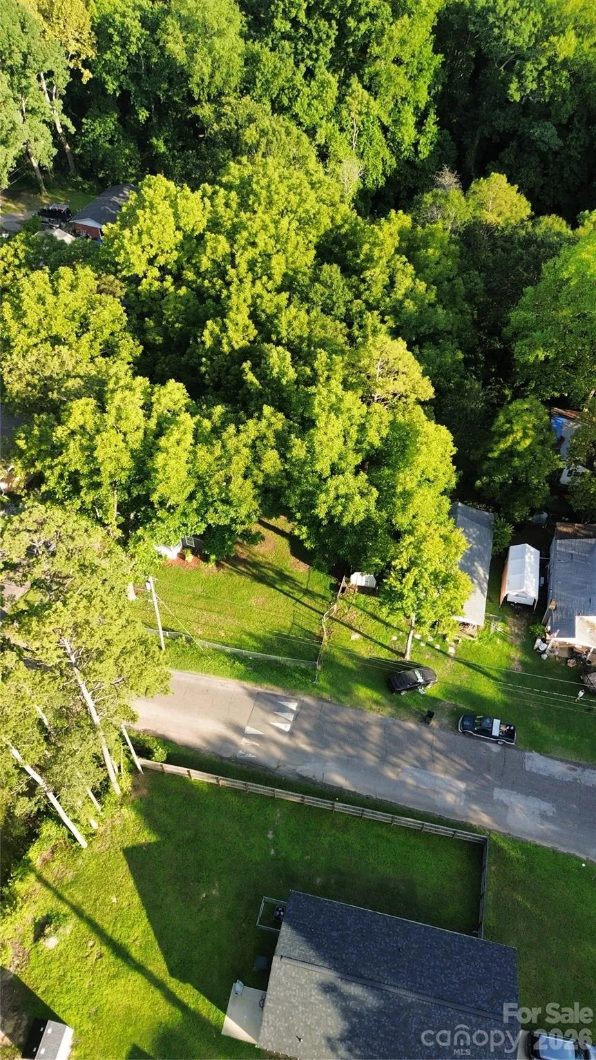 2405 Mary Avenue Gaston, NC 28052