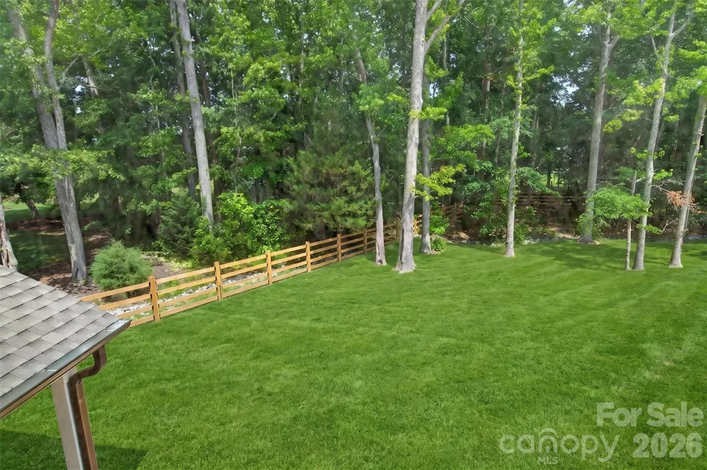 4919 Potter Road Matthews, NC 28104