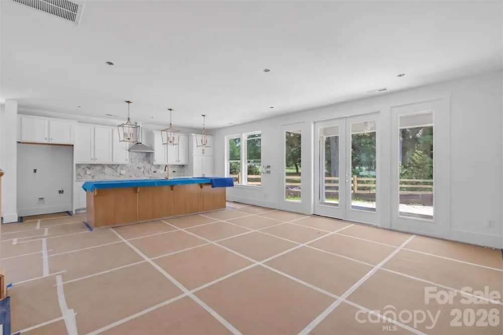 4919 Potter Road Matthews, NC 28104
