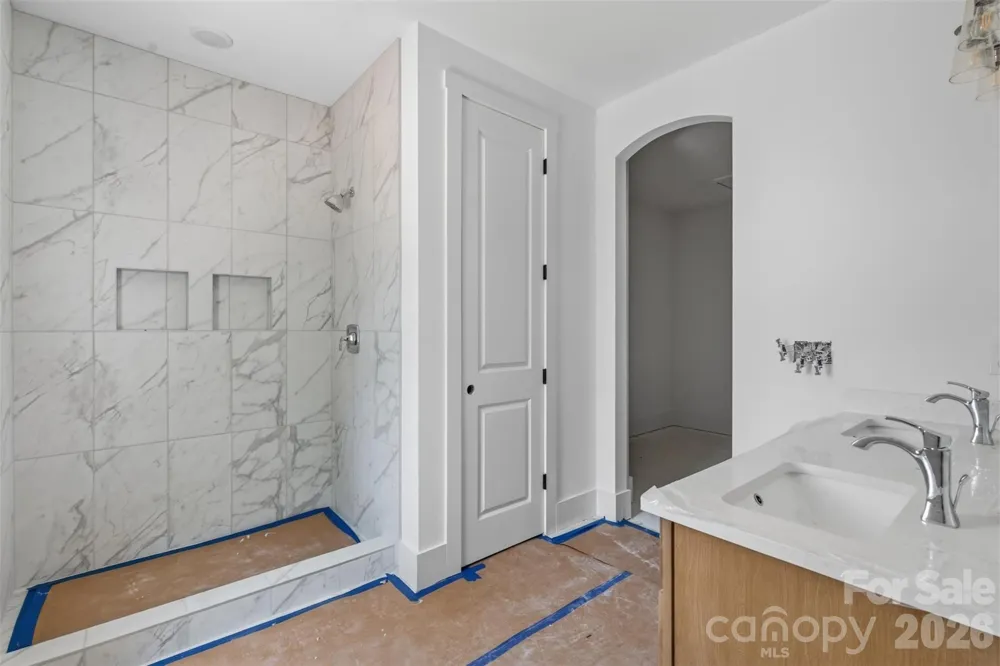 4919 Potter Road Matthews, NC 28104
