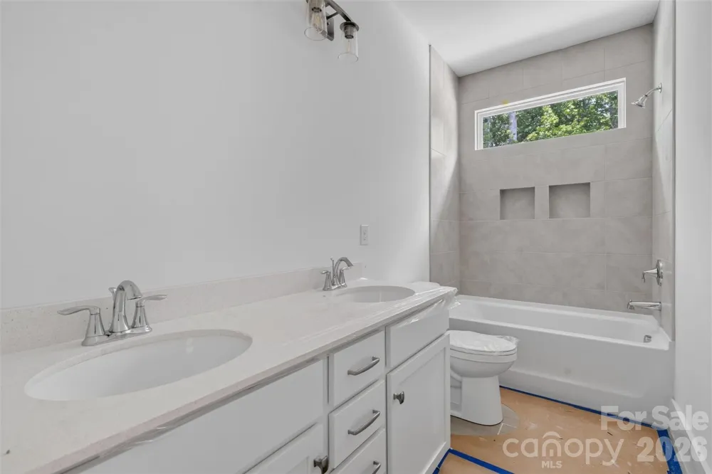 4919 Potter Road Matthews, NC 28104