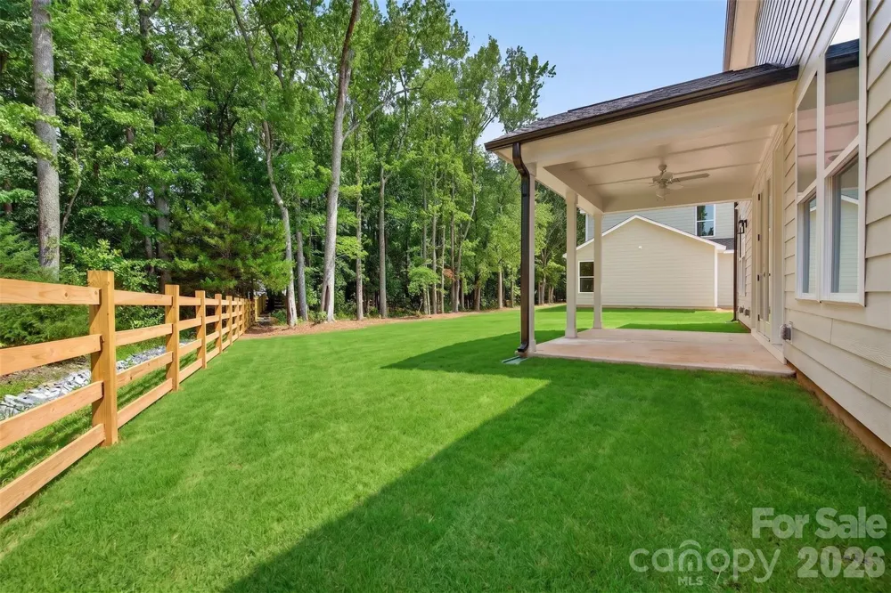 4919 Potter Road Matthews, NC 28104