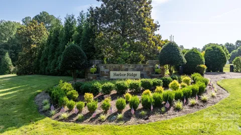 312 Twin Cove Drive #137