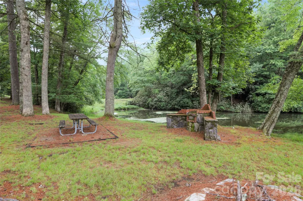 154 Hondah Boulevard Brevard, NC 28712