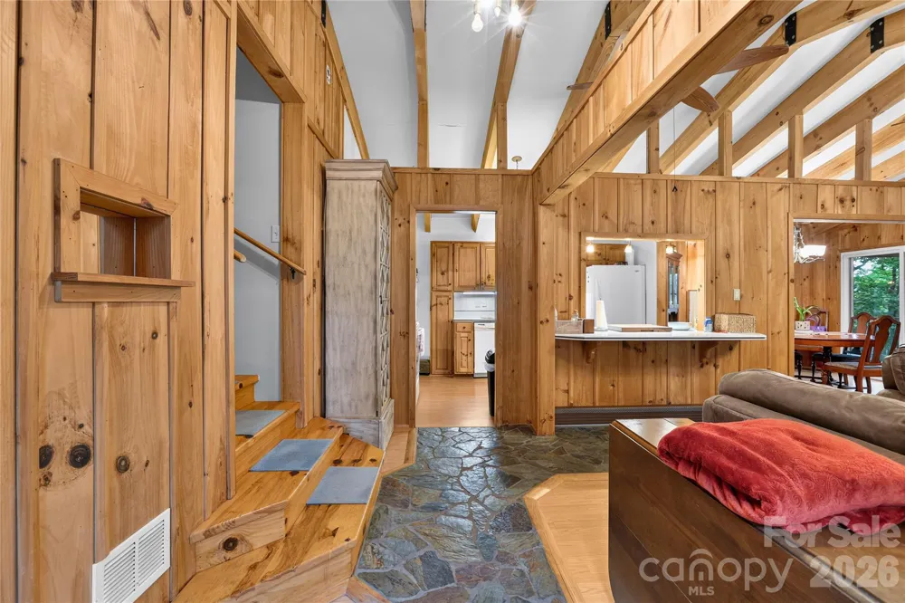 154 Hondah Boulevard Brevard, NC 28712