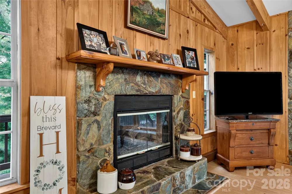 154 Hondah Boulevard Brevard, NC 28712