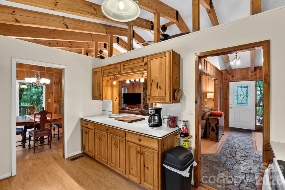 154 Hondah Boulevard Brevard, NC 28712