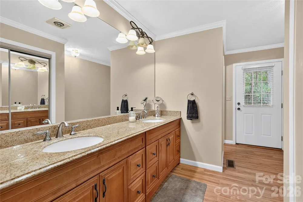 154 Hondah Boulevard Brevard, NC 28712