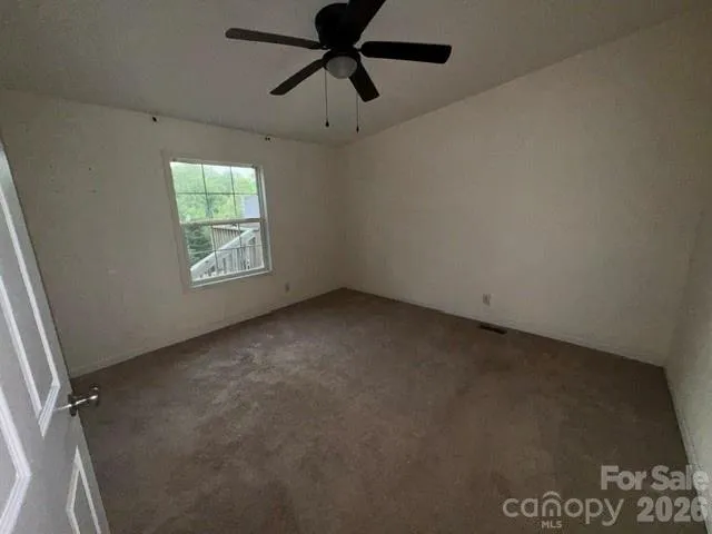 6254 E Meadow Trail Connelly Springs, NC 28612
