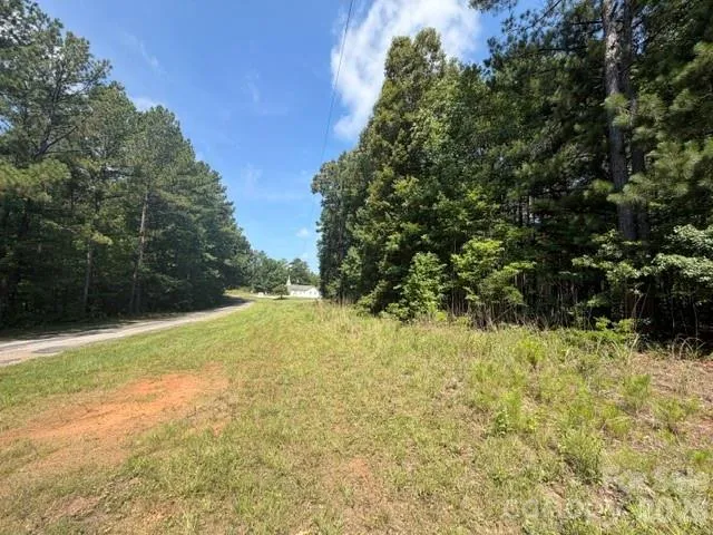 21 AC Sweet Hope Church Road Carlisle, SC 29031
