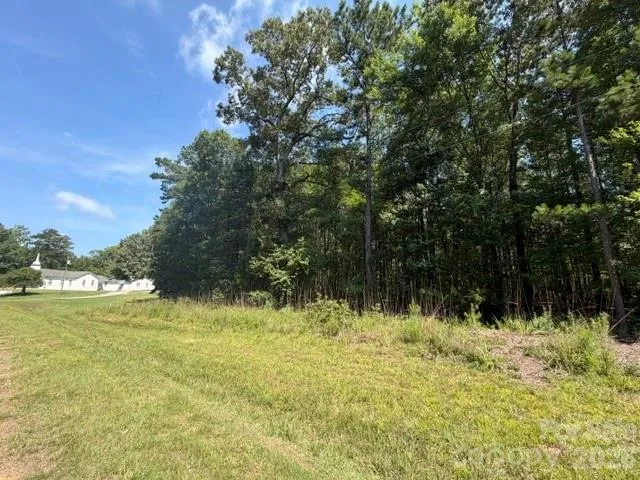 21 AC Sweet Hope Church Road Carlisle, SC 29031
