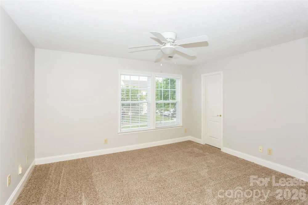 5525 Hammermill Drive Harrisburg, NC 28075