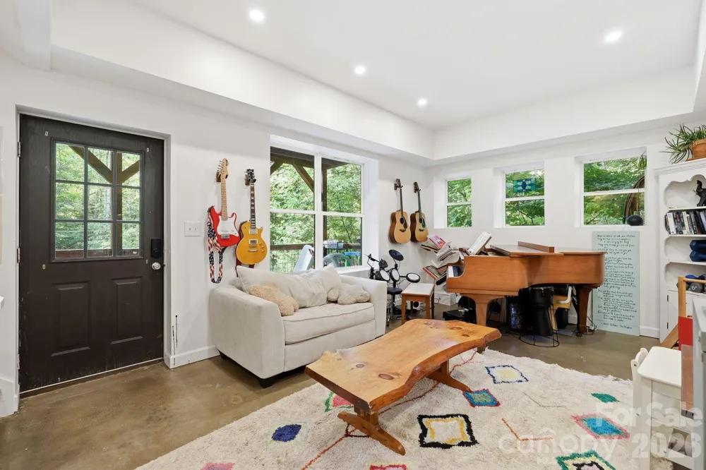2 Coneflower Court Black Mountain, NC 28711