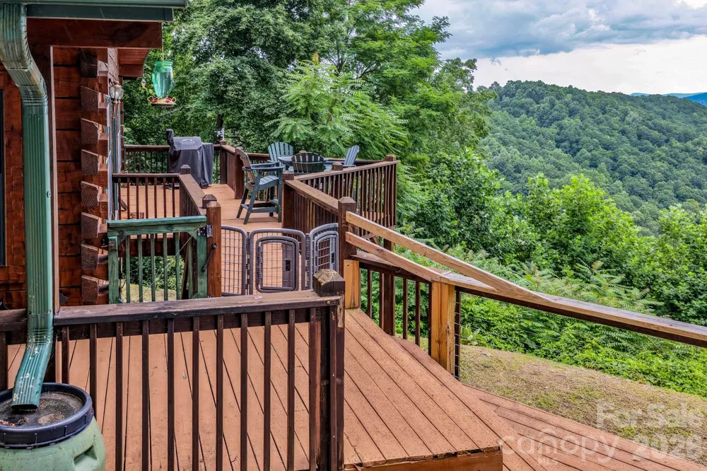 1411 Wolf Pen Road Old Fort, NC 28762